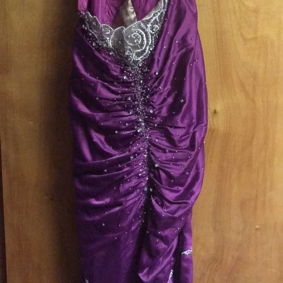 Prom dress - Picture 3 of 4